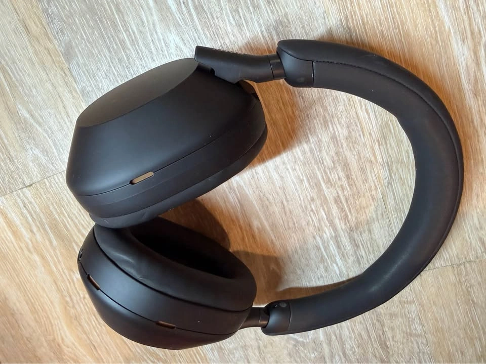 Sony WH-1000XM5 Wireless Noise-Canceling Headphones - photo 3