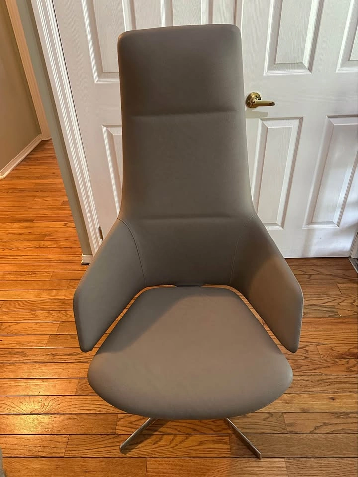 Arper Aston #1922 Executive Chair - photo 3