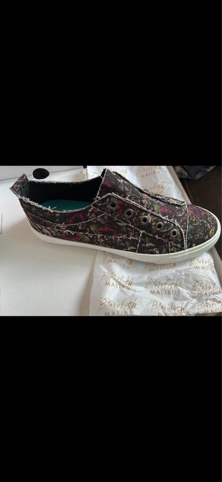 Womens roseprint Blowfish slip ons - photo 3