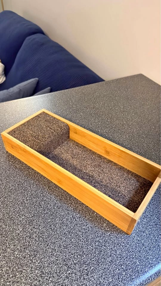 In-drawer cork knife block