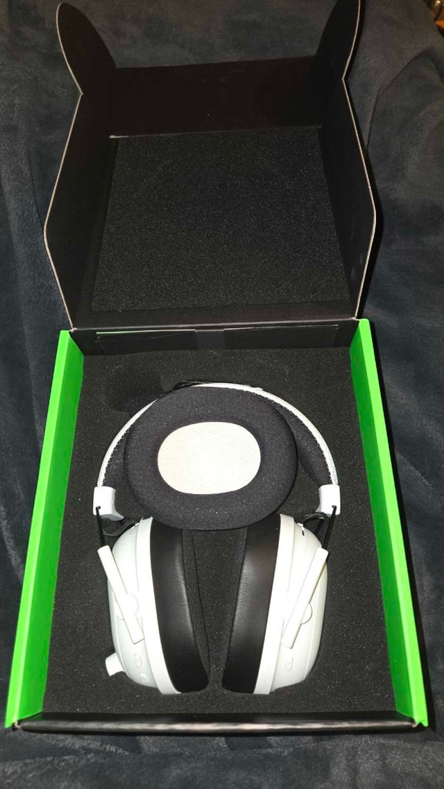 Razer BlackShark V2 Pro Wireless Headset