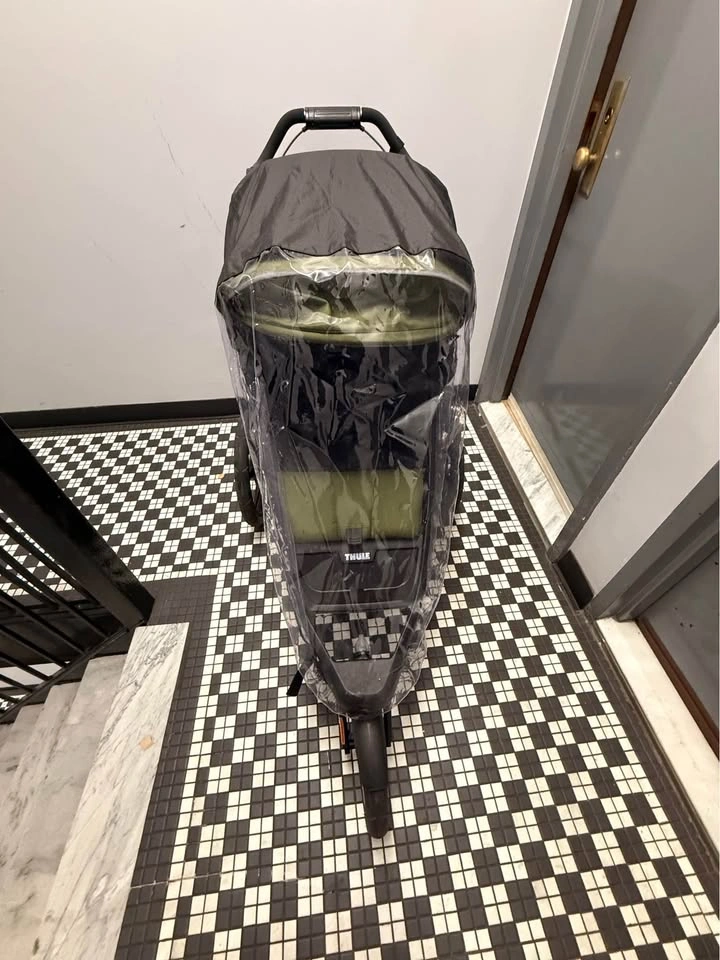 Thule Urban Glide 2 + Rain Cover + Winter Bunting/Footmuff - photo 3