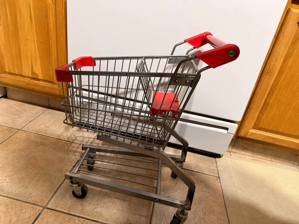 Toy Shopping Cart - photo 4