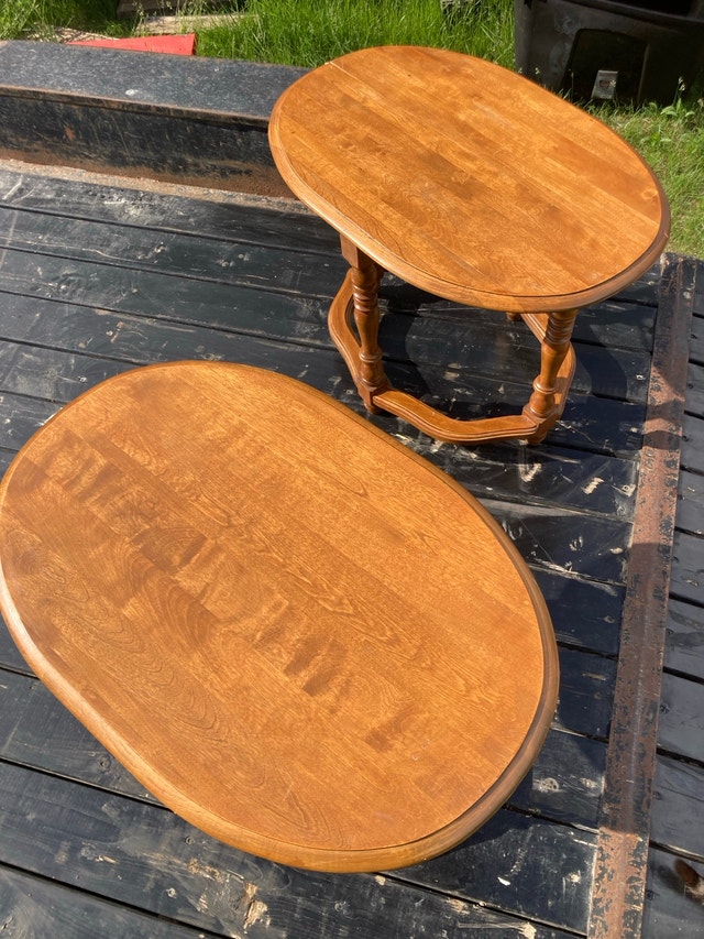 Set of 2 Oval Wood Side Tables - photo 2
