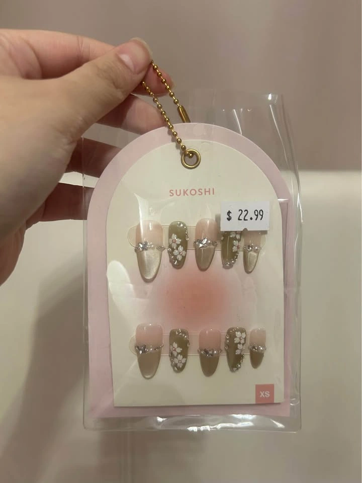 Sukoshi Mart 10 pcs press on nails - size xs - sticker tabs incl - photo 3