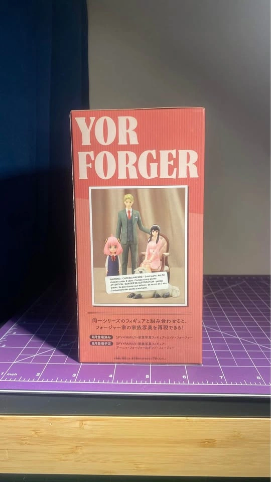 Spy X Family Yor Forger figurine - photo 4