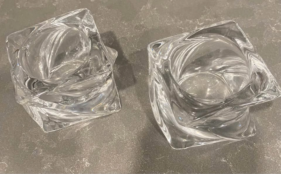 Pair of Twisted Crystal Glass Votive Candle Holders - photo 3