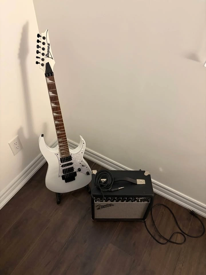 Ibanez RG450DX Electric Guitar White w/ Acc - photo 4