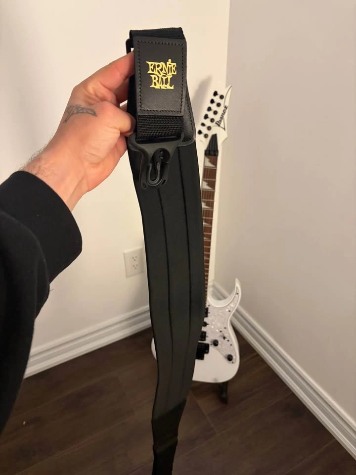 Ibanez RG450DX Electric Guitar White w/ Acc - photo 5