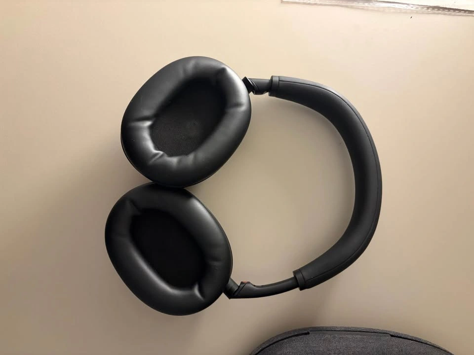 Sony WH-1000XM6 - photo 3