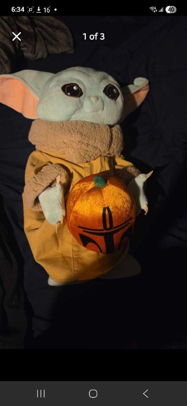 Star Wars The Mandalorian Grogu Plush with Pumpkin - photo 3
