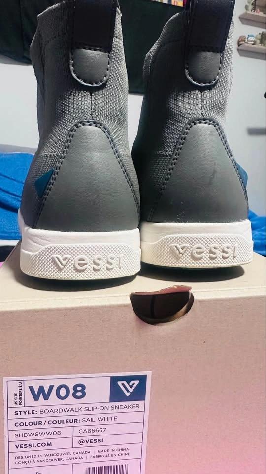 Vessi Chelsea Boots (waterproof) - sz 09 US Womens - photo 2