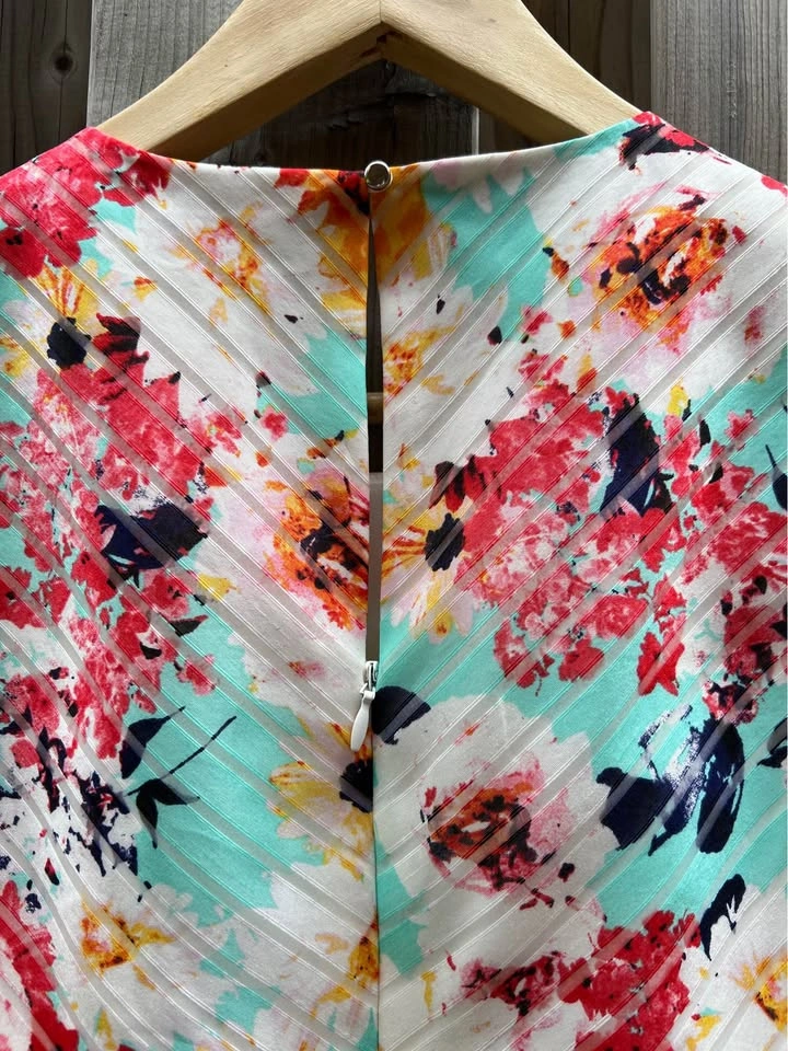 Summer Floral Dress (RW & Co - Size 4) - photo 3