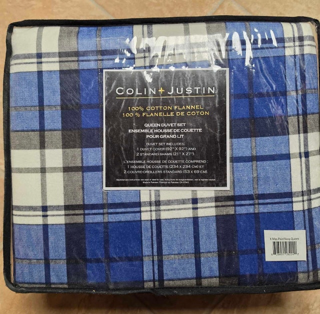 Colin + Justin Queen Duvet Set - photo 2