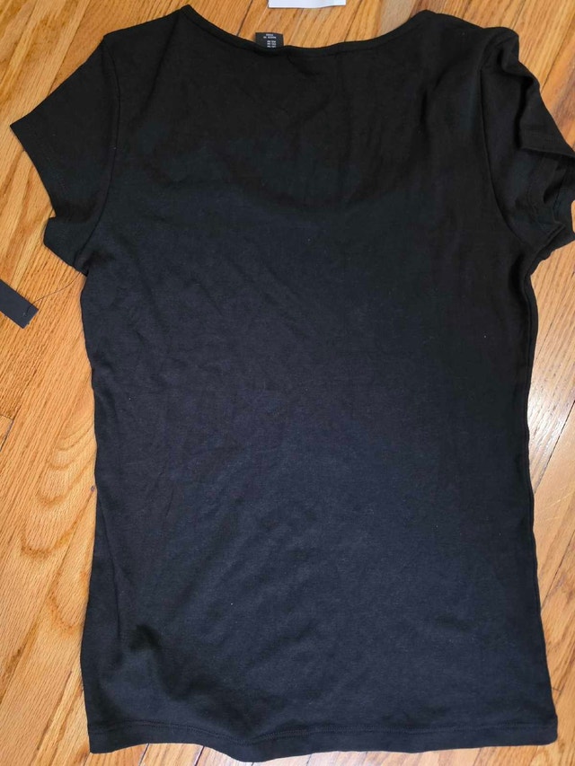 Tahari Black T-Shirt - photo 3