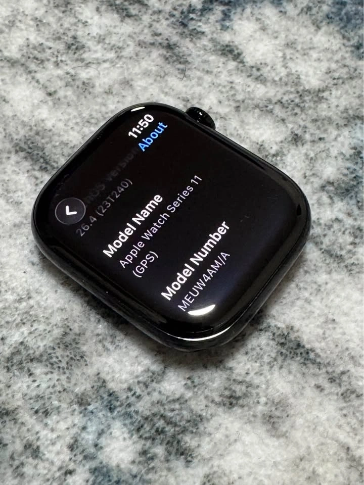 Apple Watch Series 11 46mm GPS 100%🔋 under warranty - photo 4