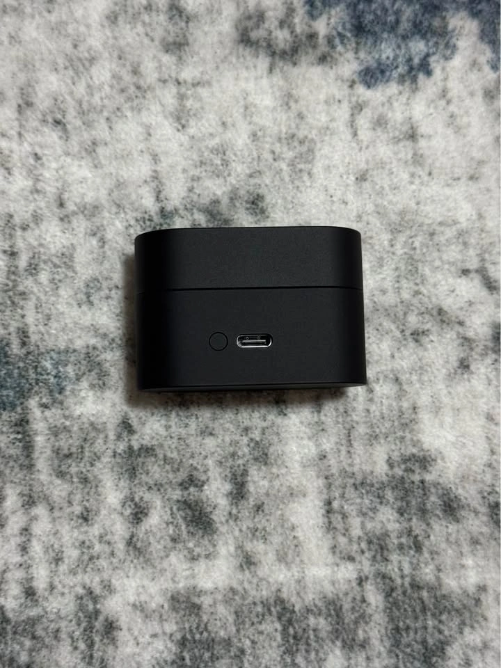New Sony WF-1000XM6 Black earbuds - photo 5