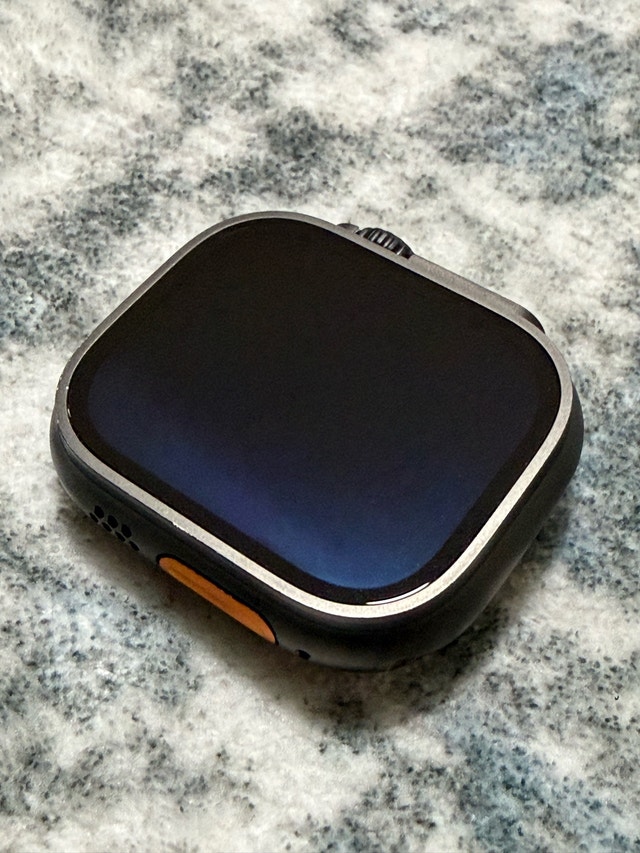 Apple Watch Ultra 2 with Apple Care+ 99% Battery health - photo 3