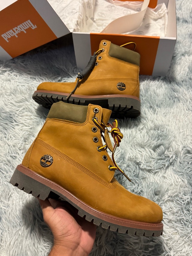 New Timberland Wheat Full Grain Size 9M