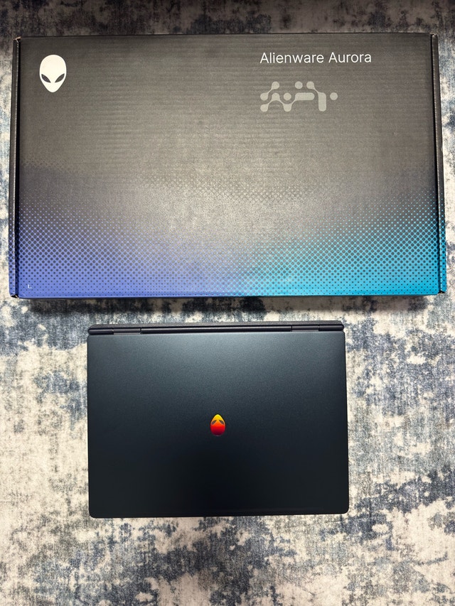 New Alienware 16” Aurora Rtx 5050 Intel Ultra 7