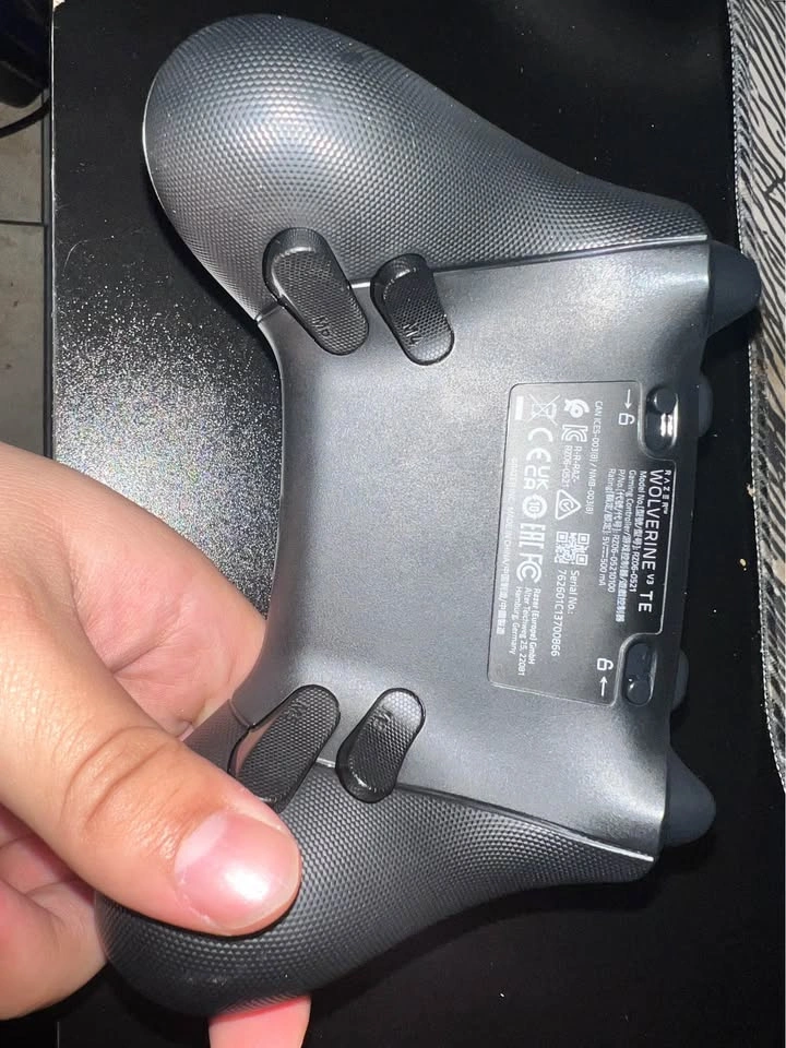 Razer Wolverine v3 xbox remote - photo 2
