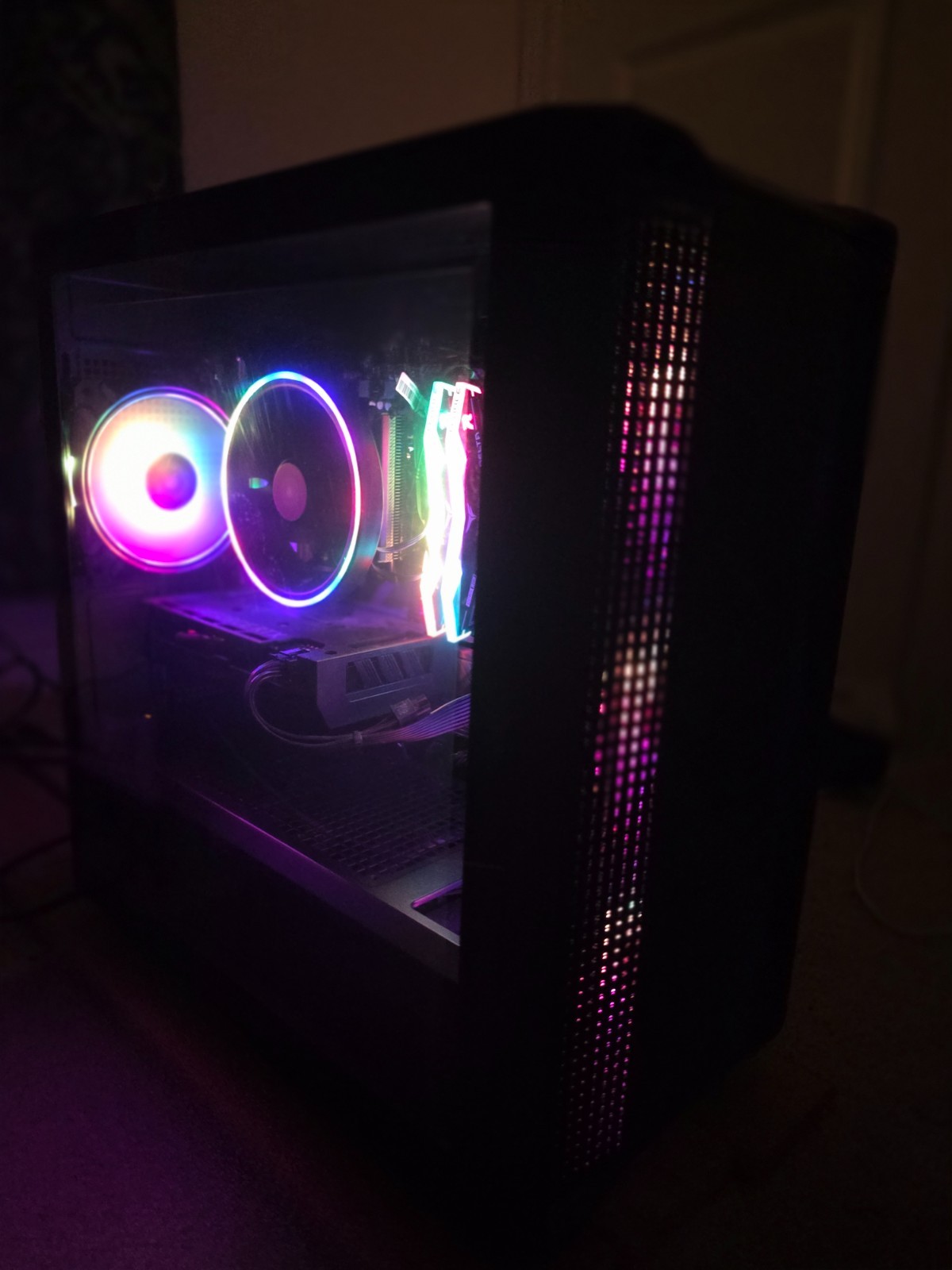 High-End Gaming PC - RTX 4060, Ryzen 7 7700, 32GB DDR5 RAM - photo 2