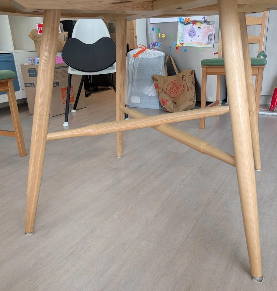 Malin Round Wood Dining Table 54'' - photo 4