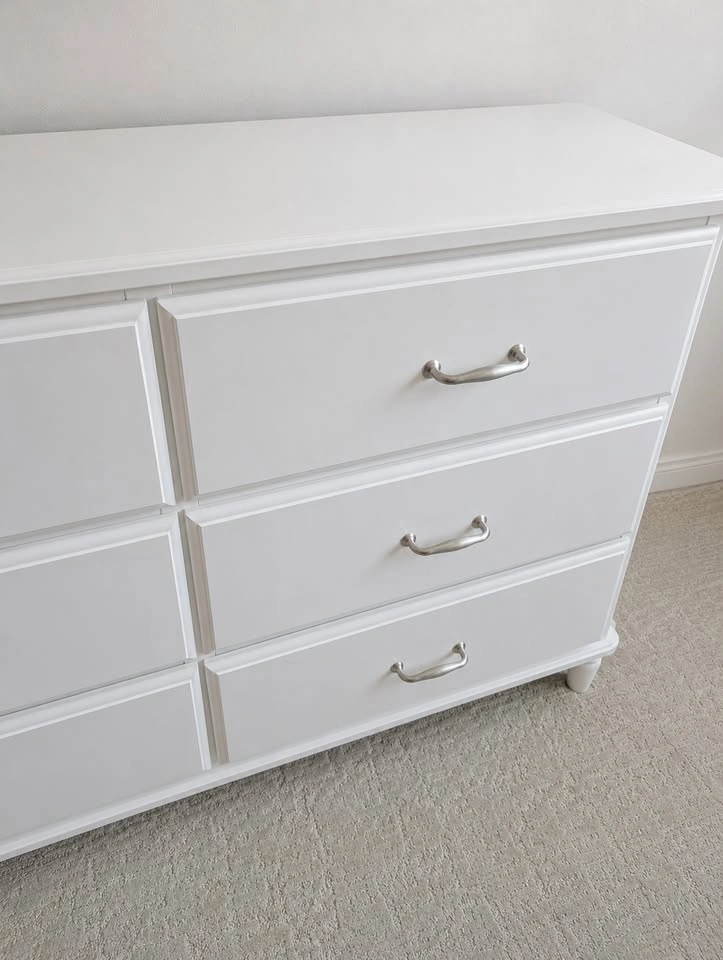 White 6-Drawer Dresser - photo 2