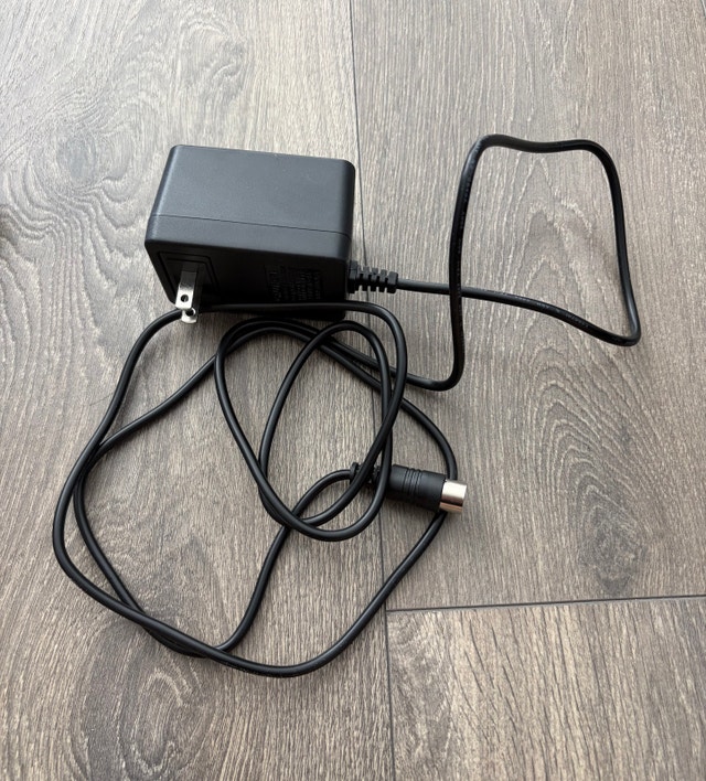 Schiit Audio Vali 3 Tube Hybrid Headphone Amp & Preamp - photo 5