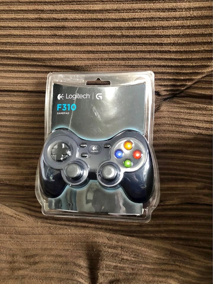 Logitech F310 Gamepad