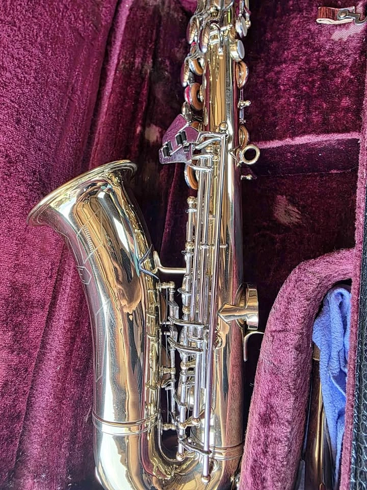 Rare Vintage "Vendome" Alto Saxophone (Made in Holland) - 1930s