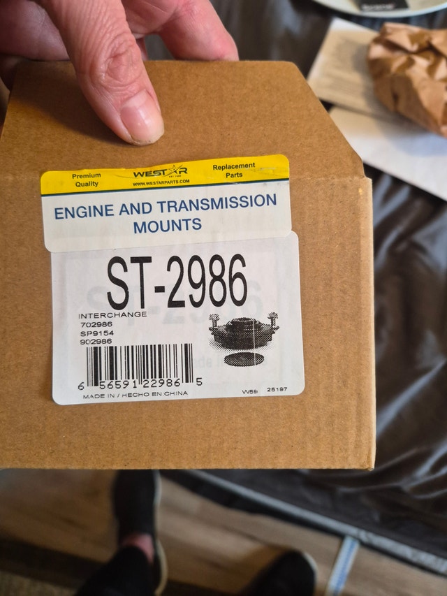 Strut and mount for toyota - photo 2