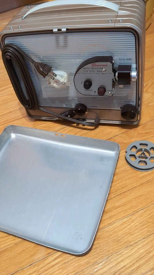 Vintage Kodak Brownie 8mm Movie Projector with Screen - photo 3