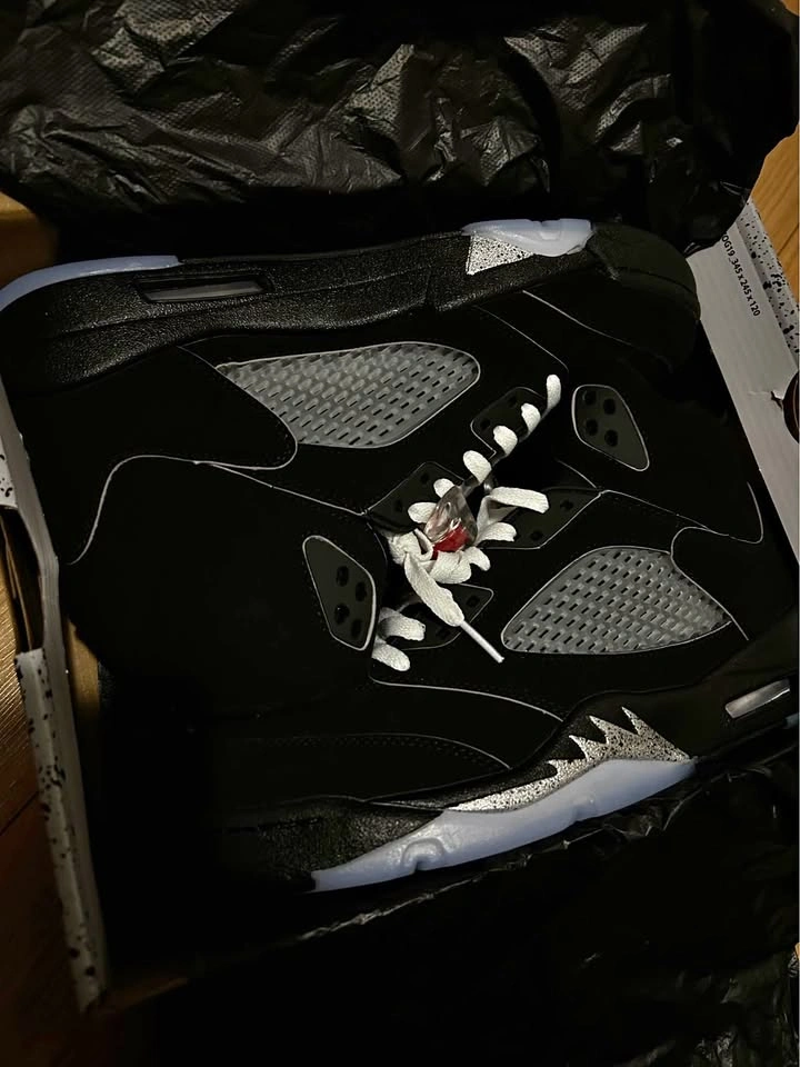 Metallic 5s size 12