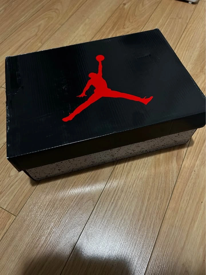Metallic 5s size 12 - photo 4