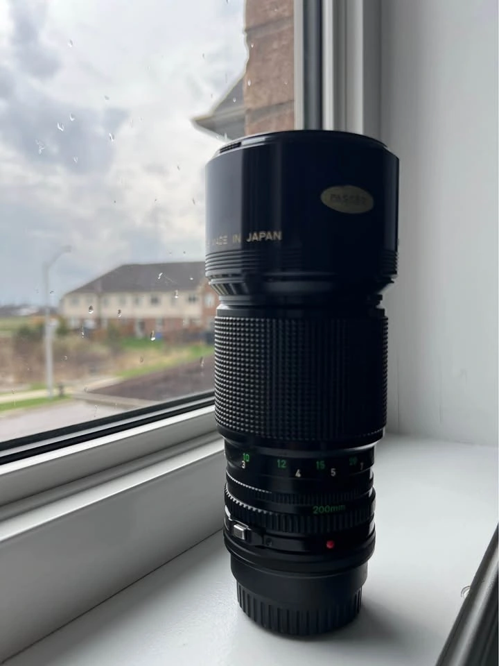 Canon FD 200mm f/2.8 Telephoto Lens – Excellent Condition - photo 2