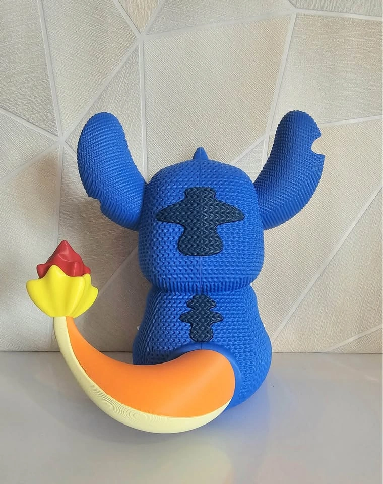 Pokemon Charmander Stitch crochet fan art figure display - photo 2