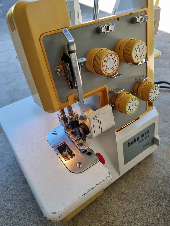 Baby Lock BL4-438 Serger Machine - photo 3