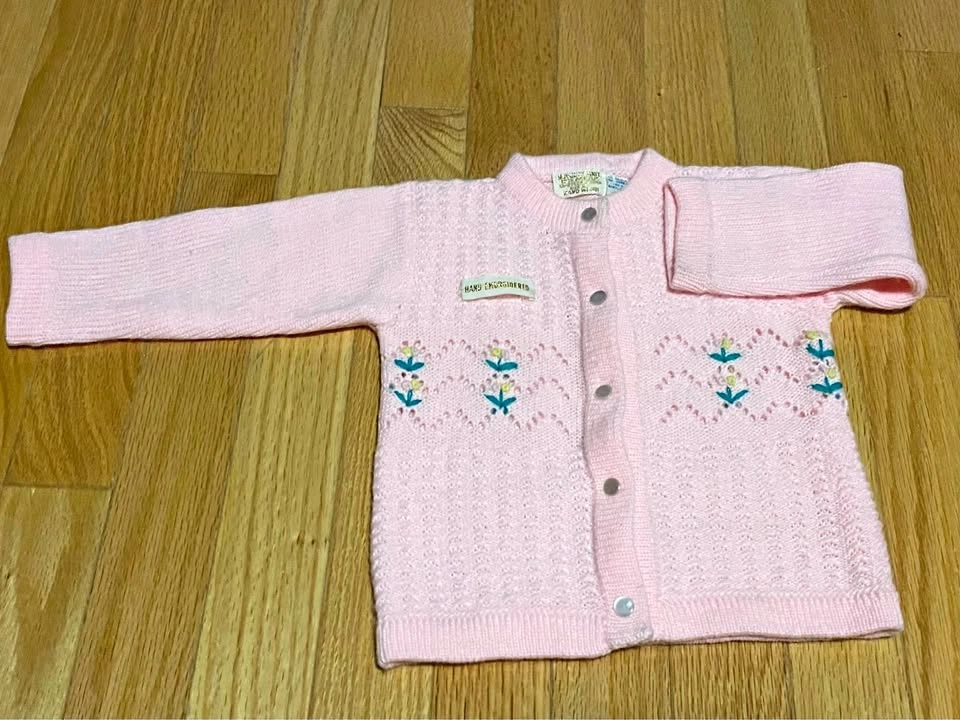 Toddlers Cardigan size 12 mths