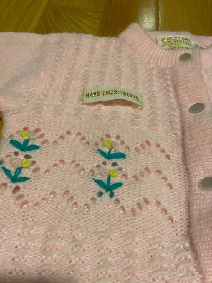 Toddlers Cardigan size 12 mths - photo 2