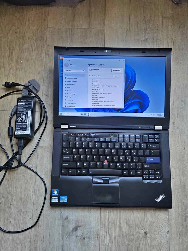 Lenovo ThinkPad T420 i5, 8RAM, SSD256