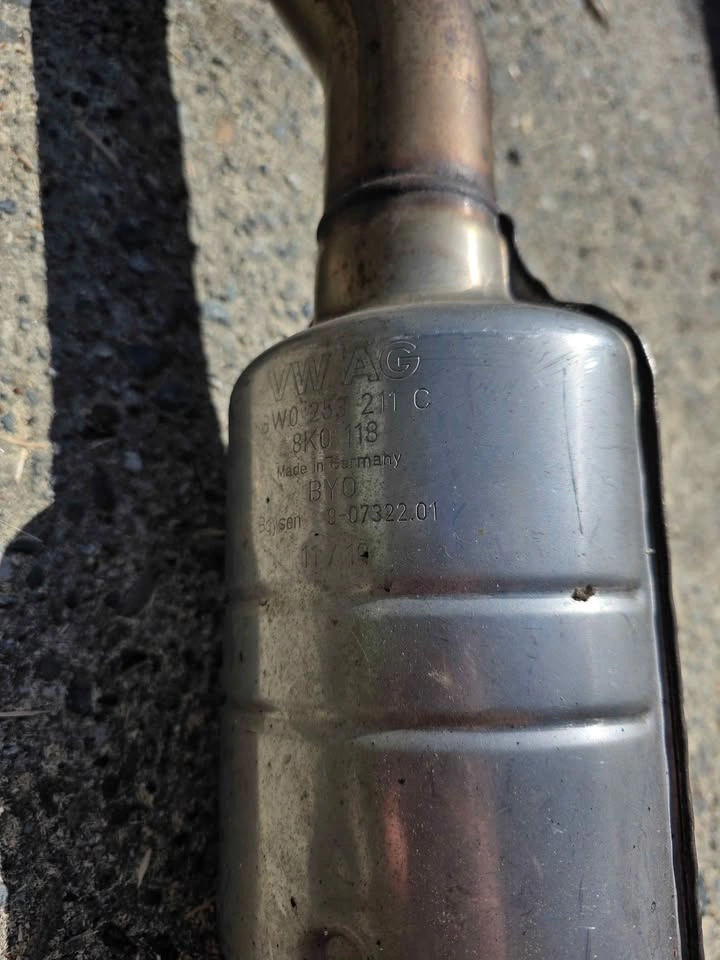 OEM Audi A4/A5 B9 Mid-Pipe Exhaust Section (Part # 8W0253211C) - photo 3