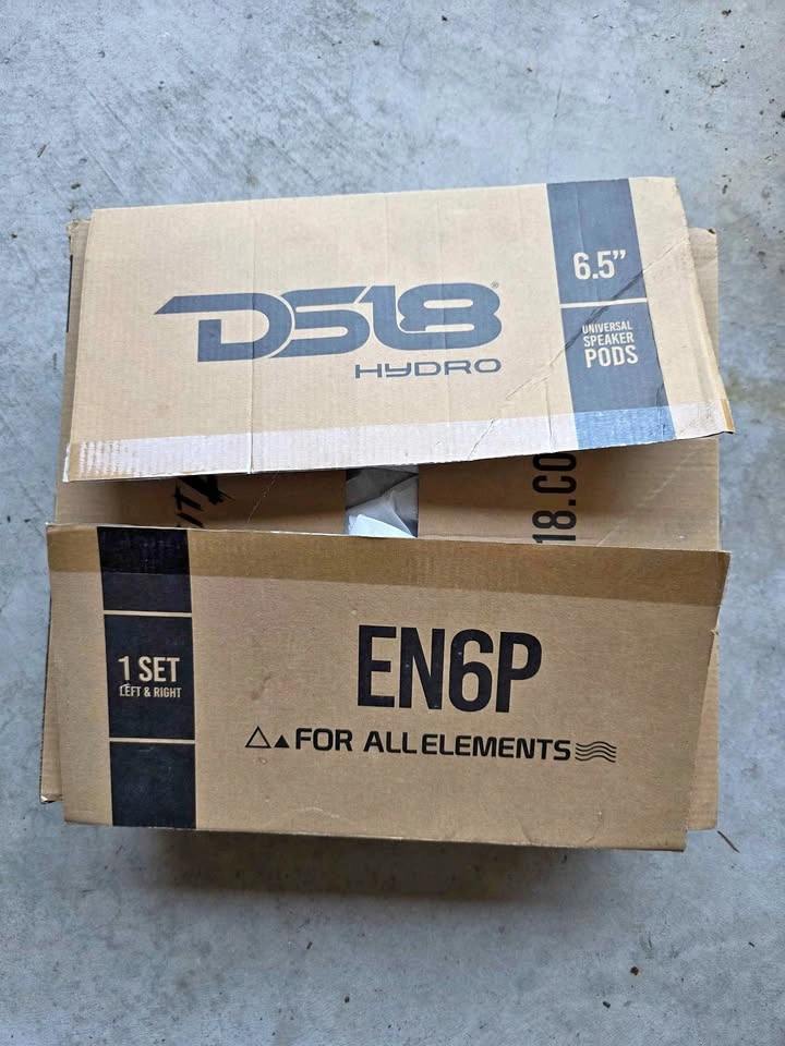DS18 Hydro EN6P 6.5" Universal Speaker Pods - 1 Set NEW