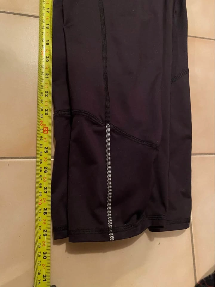 Women’s Capris athletic pants size s/p petite - photo 4