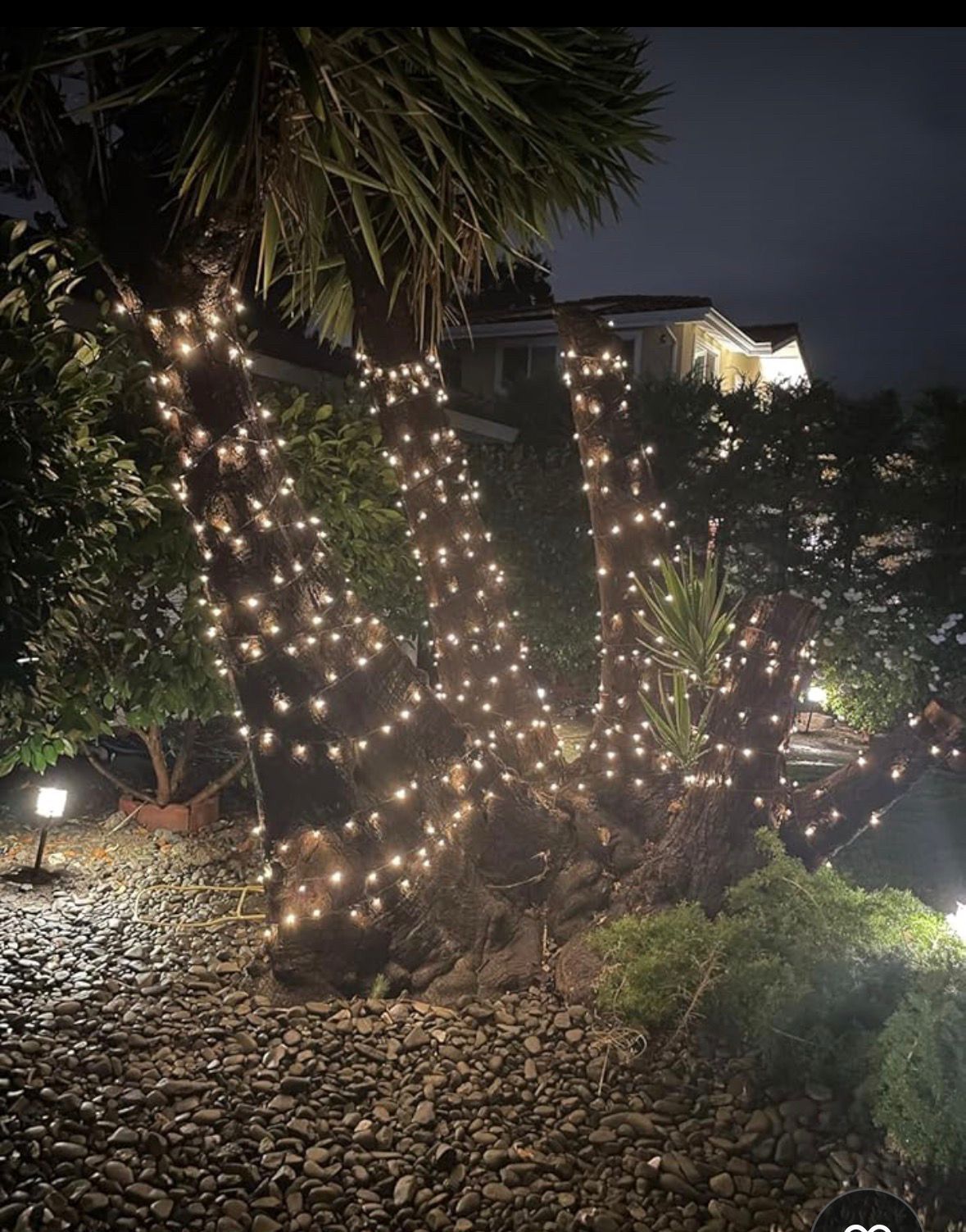 40ft 100 LED Solar Powered Outdoor String Lights - photo 4