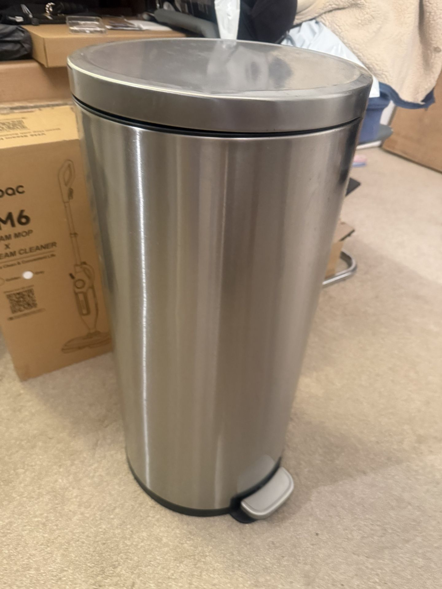 30L Stainless Steel Step Trash Can - New - photo 3