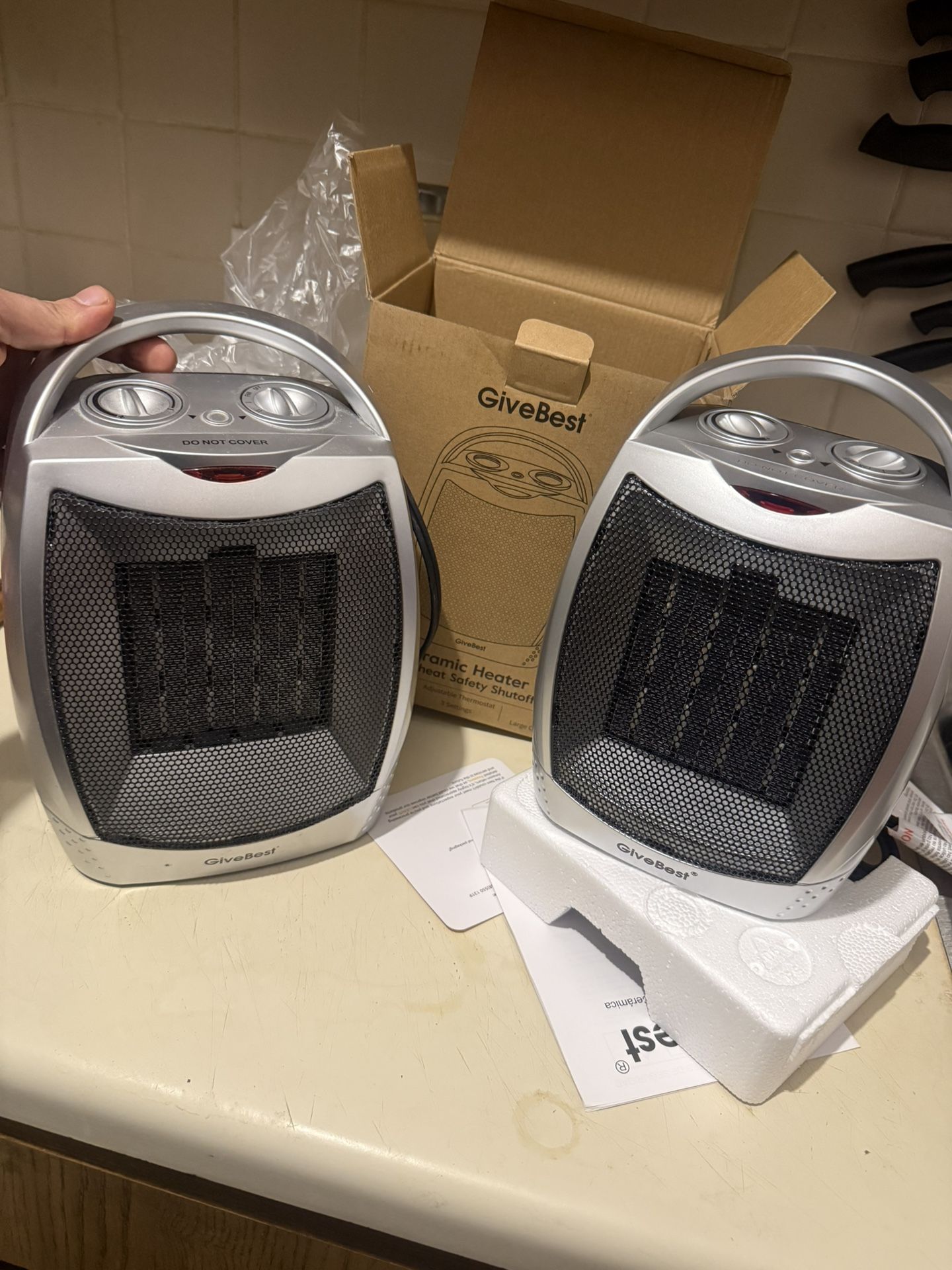 Portable Electric Space Heater 1500W/750W Ceramic Heater Fan - photo 3