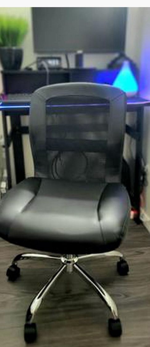 Mid-Back Vinyl Mesh Ergonomic Office Chair - New Sealed - photo 5