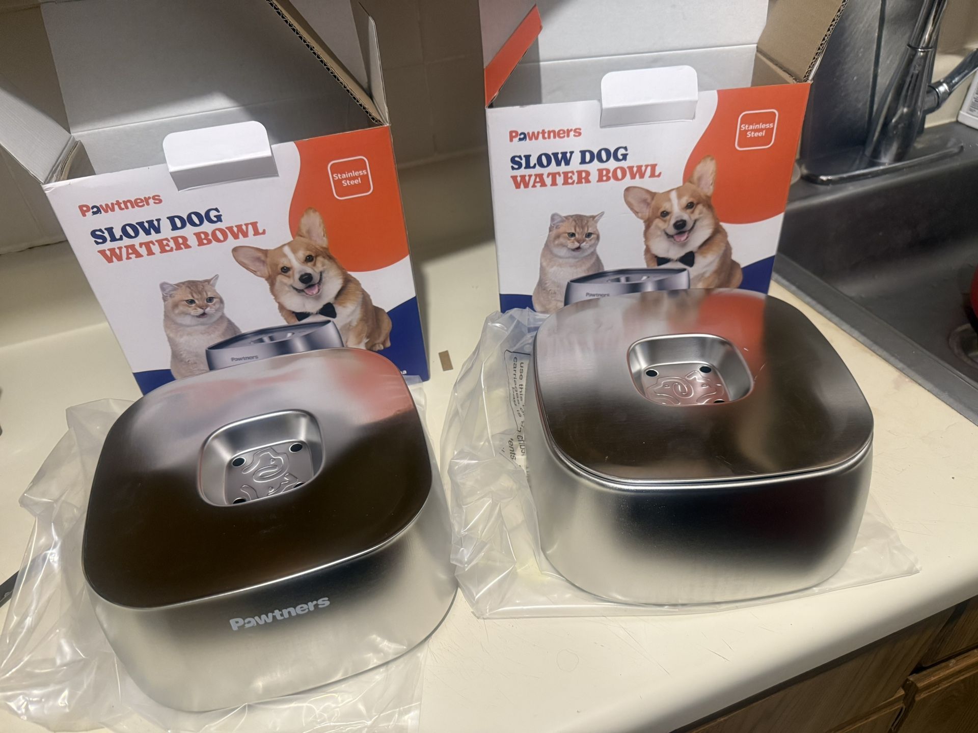 No Spill Stainless Steel Dog Water Bowl 135oz/4L
