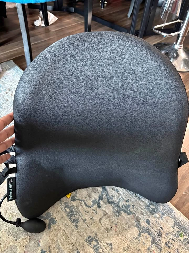 EmbraceAIR Plus black lumbar support cushion